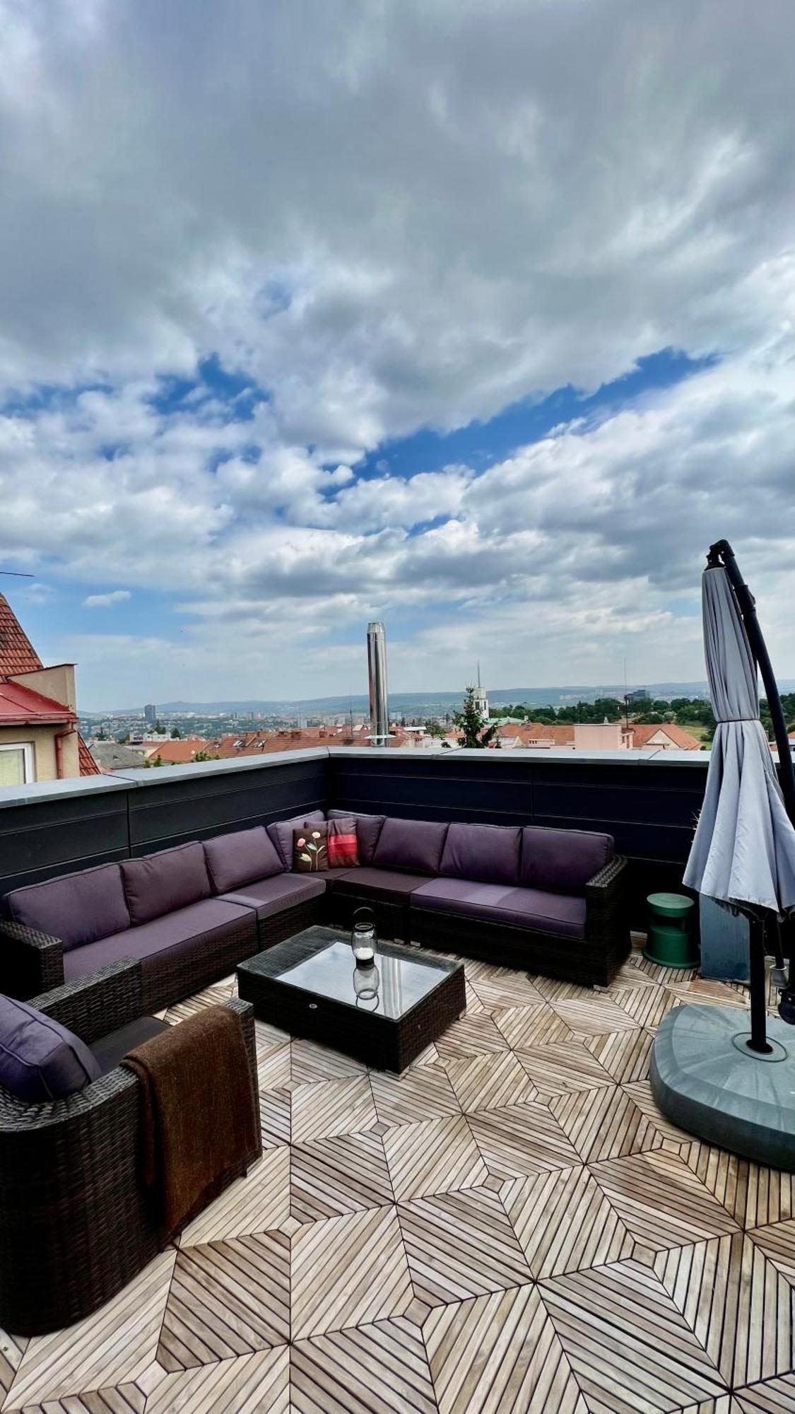Apartman Se Saunou A Terasou S Vyhledem Na Brno Eksteriør billede